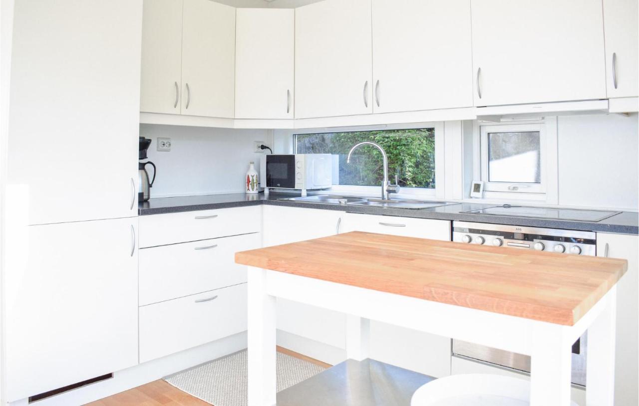 Stunning Home In Jorpeland With Kitchen Екстер'єр фото